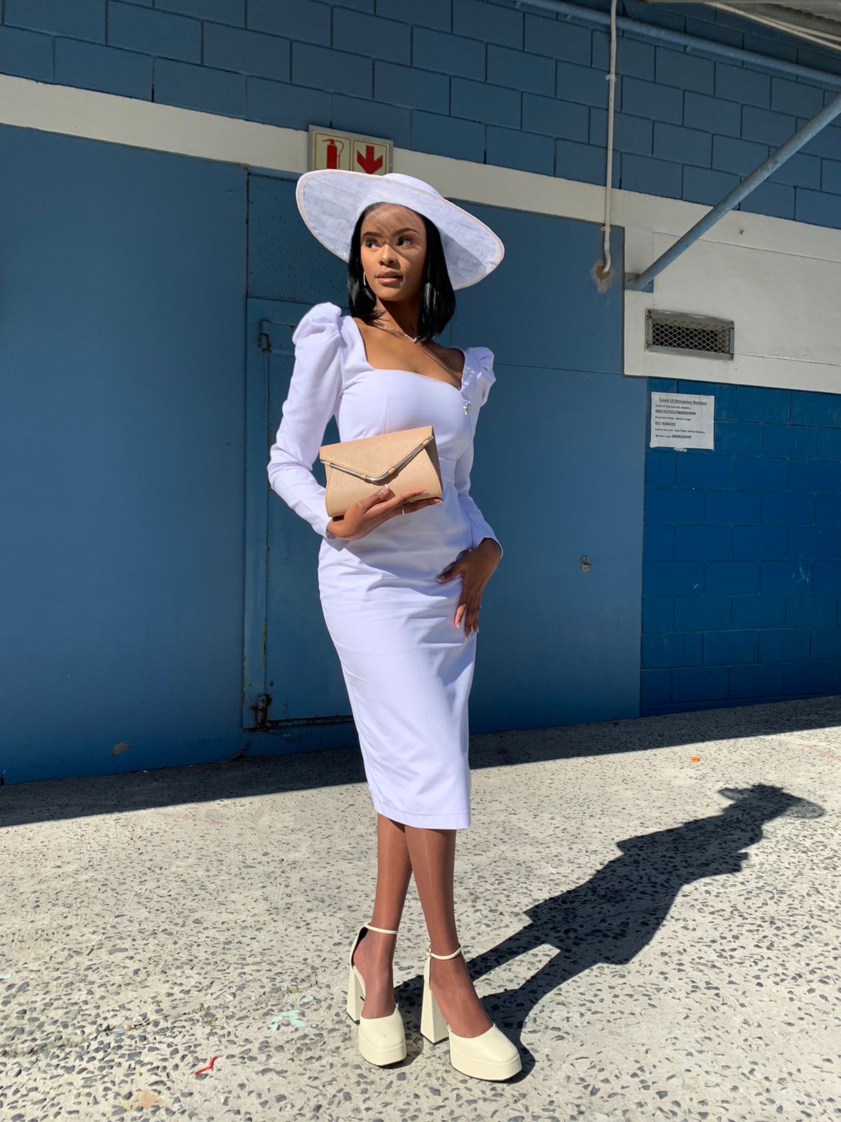 Sambatho structured silhouette